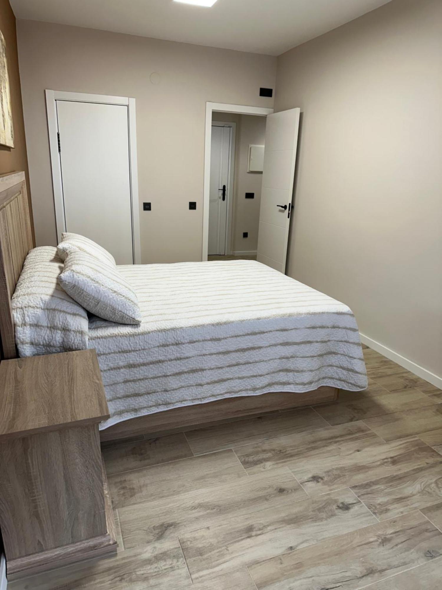 אורנסה Apartamento Puente Romano מראה חיצוני תמונה